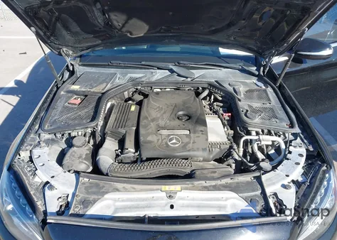 2015 Mercedes-Benz C 300 4Matic from USA, damaged, VIN 55SWF4KB3FU016331